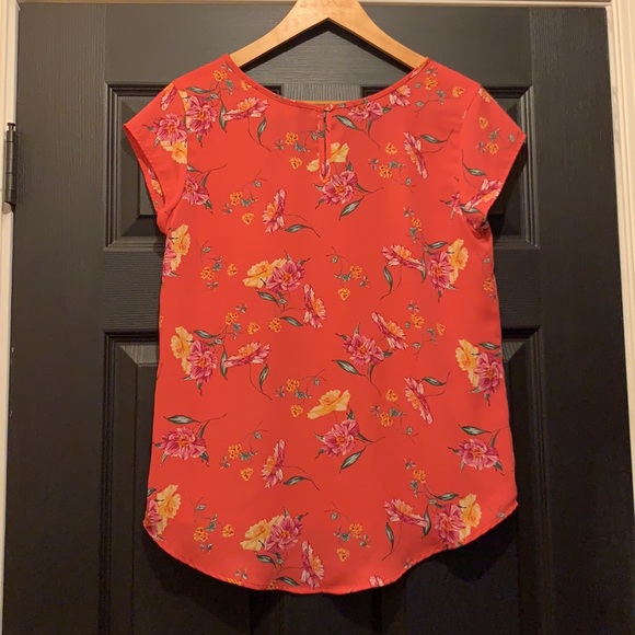 Floral blouse - Picture 2 of 3